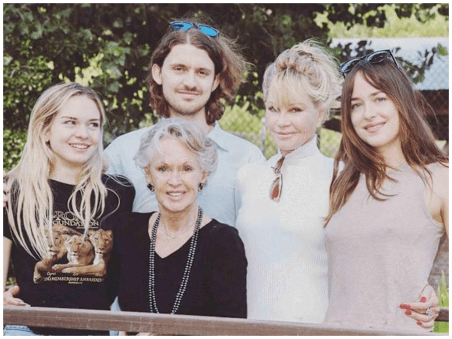 Dakota Johnson Geschwister: Alles über die große Patchwork-Familie der Hollywood-Schauspielerin dakota johnson geschwister